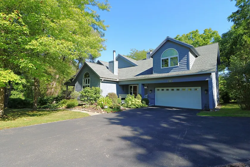 Beautiful multi-family home ideal for gathering on Chautauqua's North end! - Image 1