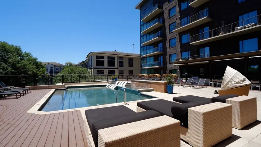 Landing Apartments Houston - Image 1
