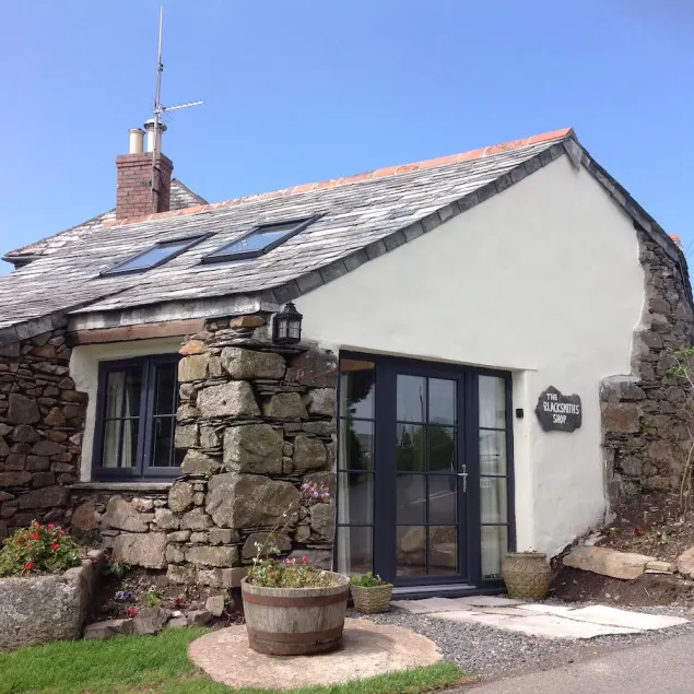 Smeden's Shop, Trewetha, Port Isaac - Image 1