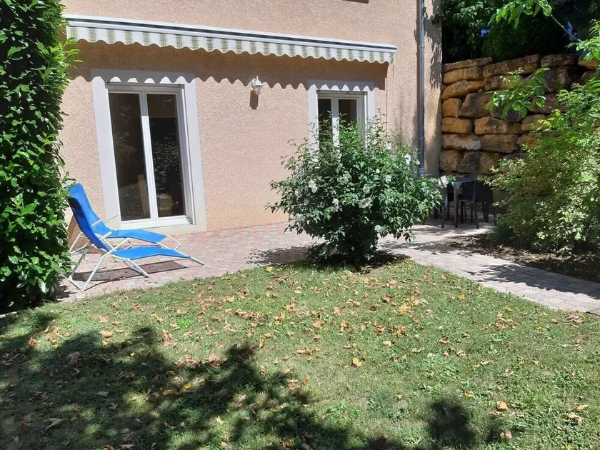 Apartment RDJ in quiet property in the countryside, near Lyon - Image 1