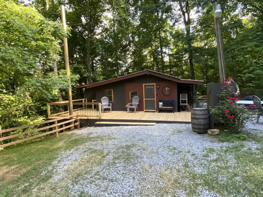 Quiet comfortable  mountain retreat, with Fast 500 mbps wifi - Image 1