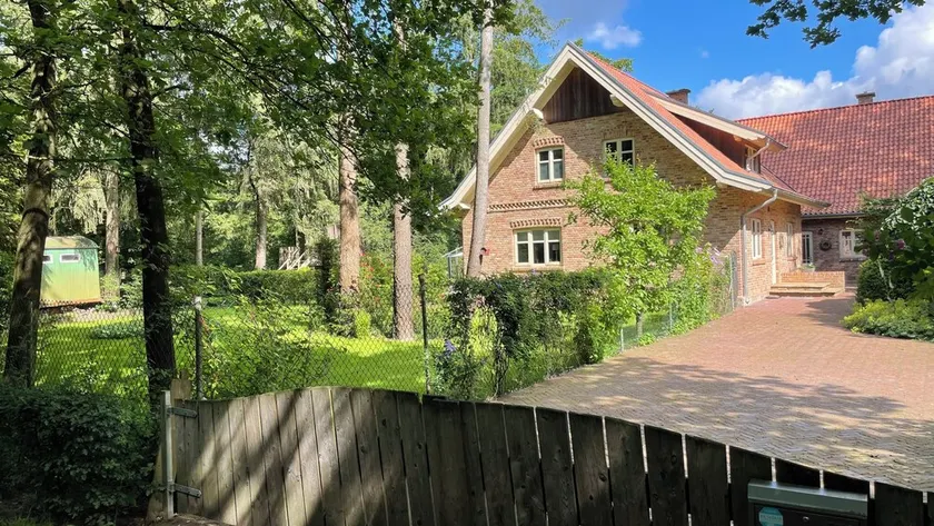Großzügiges Ferienhaus in Ruhiger Waldlage - Urlaub auf dem Lande - Image 1