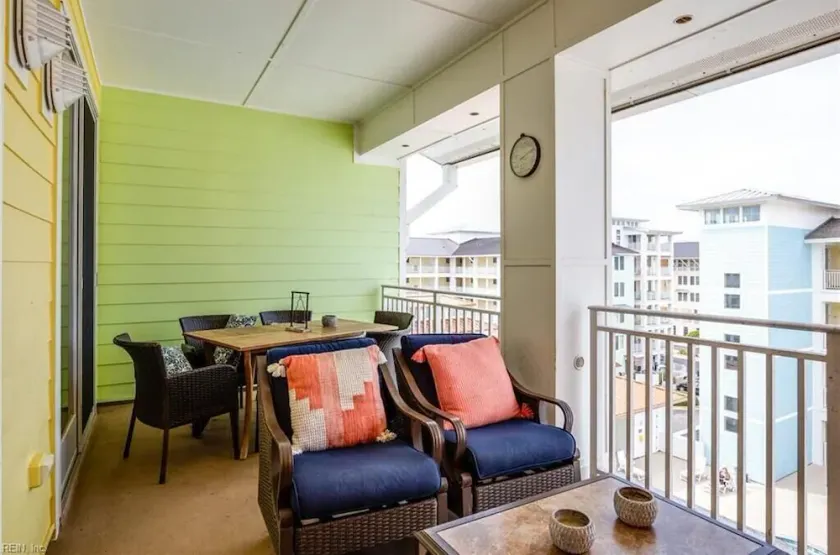 B211 Windswept 4 Br Condo - Image 1