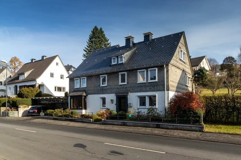 Spacious, modern vacation home with large garden, near Winterberg - Image 1
