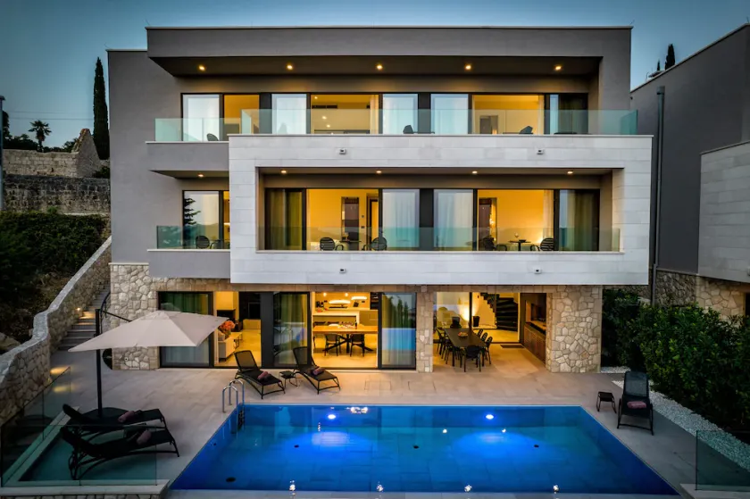 Luxury Villa Maris with infinity pool - Image 1