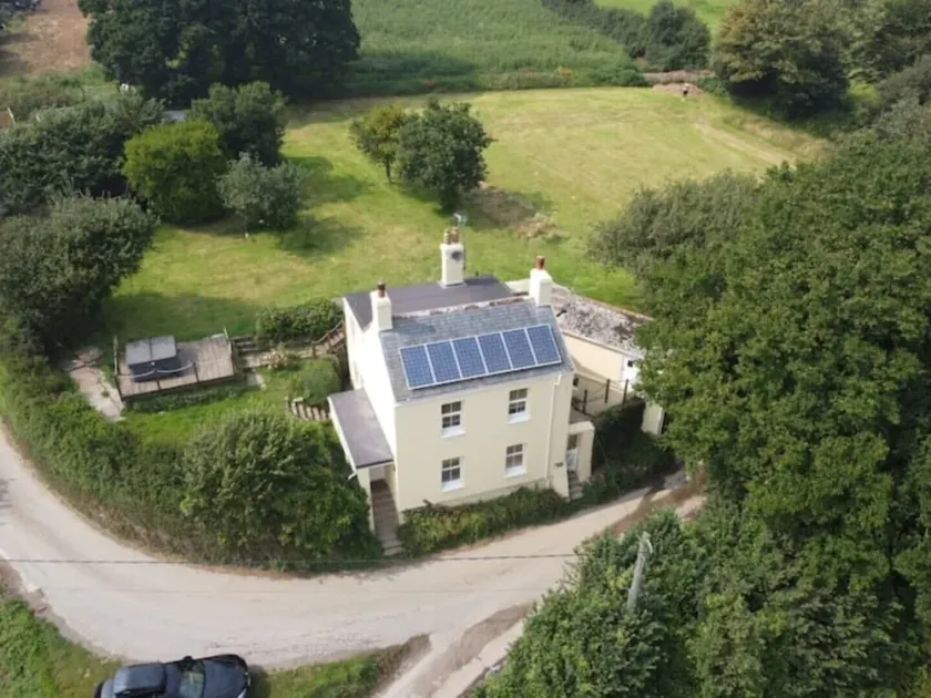Clotted Cream Cottage - Image 1