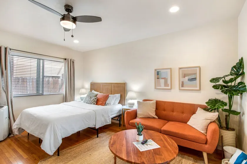 Belmont Shore Studio • Walk to Beach & 2nd Street Dining - Image 1