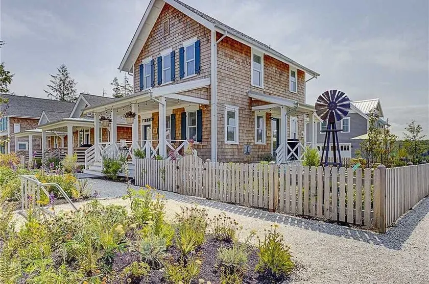 The Hitching Post by Seabrook Hospitality - Image 1
