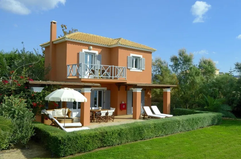 Villa with Sea View - Image 1