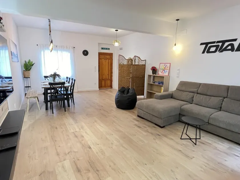 Casa Rural completa para 6 personas en Pedralba (Valencia). - Image 1