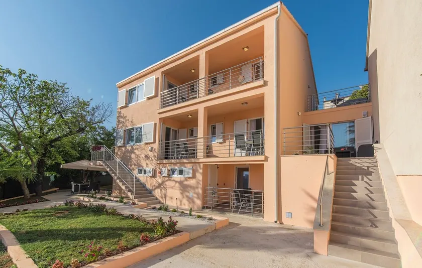 Villa Green Palm - Image 1