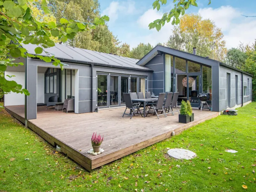 4 Star Holiday Home in Ebeltoft - Image 1