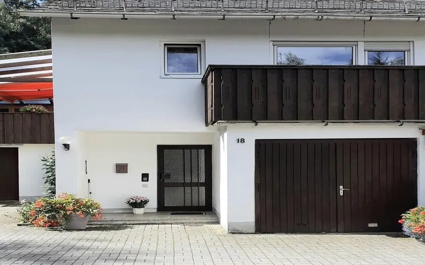 Cozy vacation apartment 125sqm with barbecue facilities in the garden - Image 1