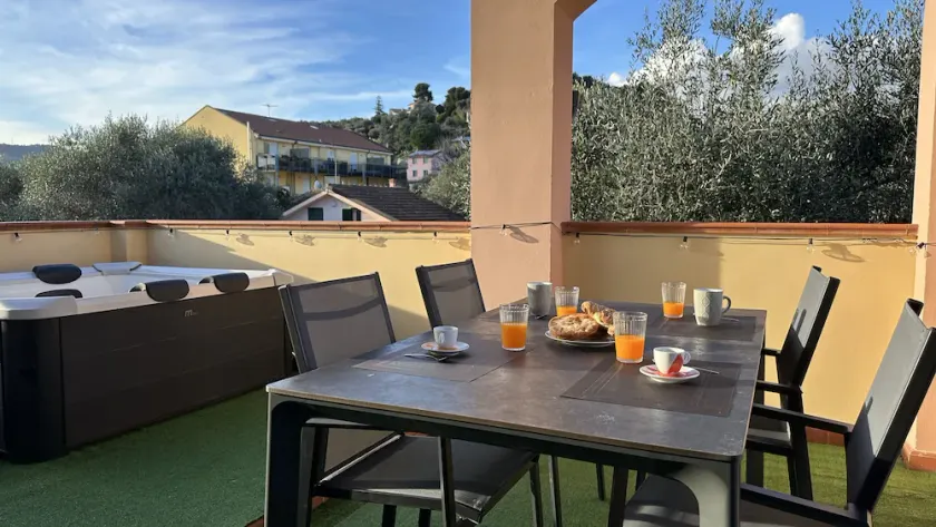 [5-star hot tub] 3 bad +Barbecue +Parking - Image 1