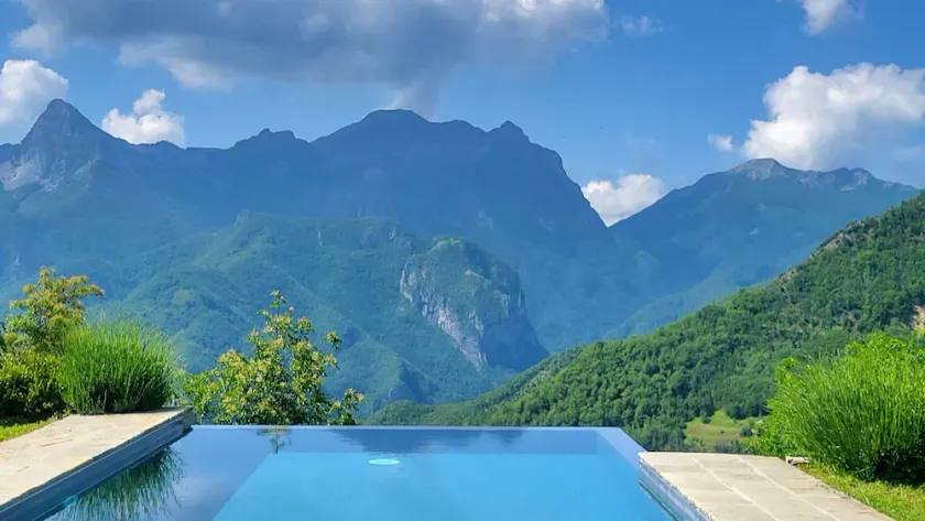 Restored farmhouse with private pool,  unbeatable stupendous views and WIFI! - Image 1