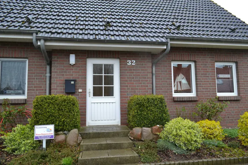 House - Image 1