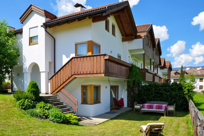 In the quiet of Reischach Tyrolean-style apartment along the bike path - Image 1
