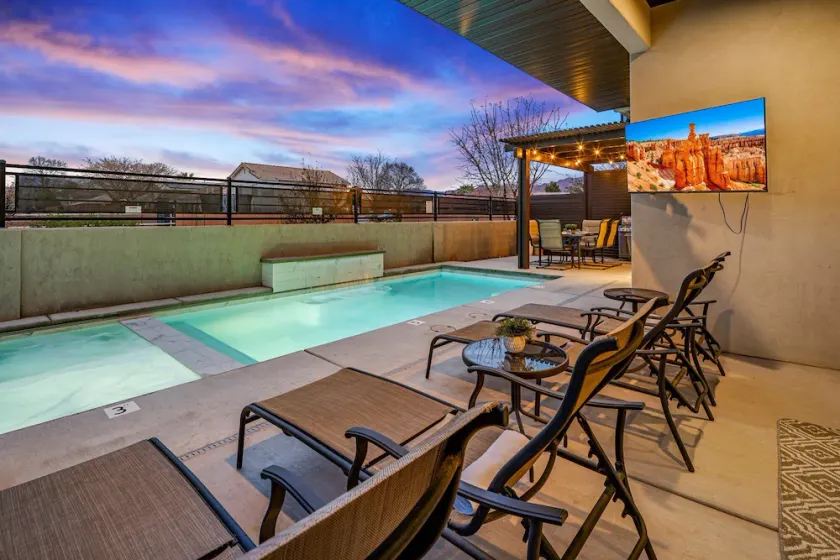 Ocotillo Springs Resort 45, Southern Comfort, Private Pool, Hot Tub, & Community Pool - Image 1