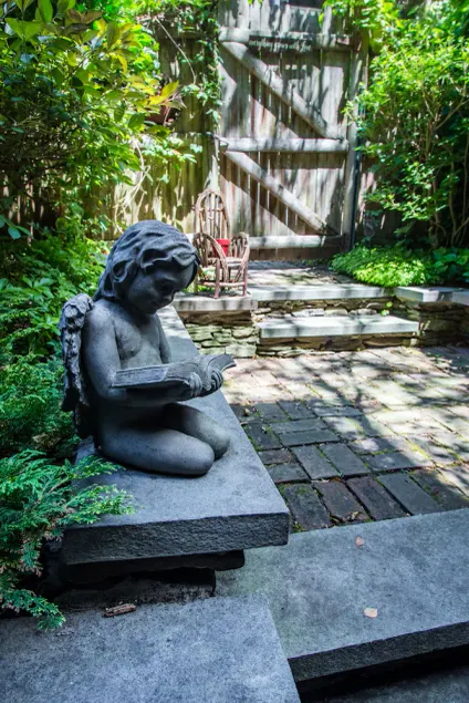 One Such Boston Gem w Pvt Garden - Image 1