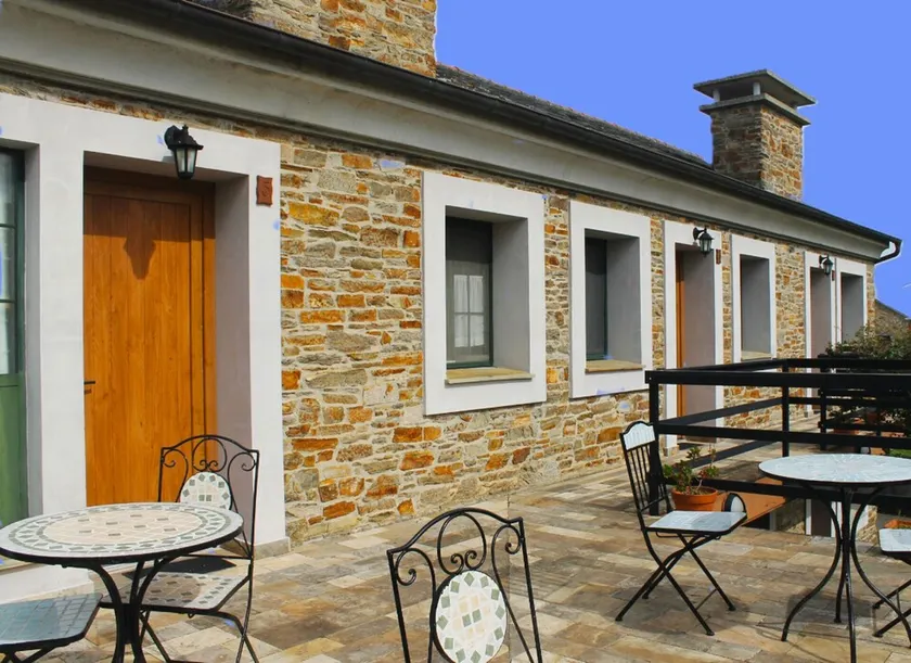 APARTAMENTOS CASTELLO - Estudio en el campo - Image 1