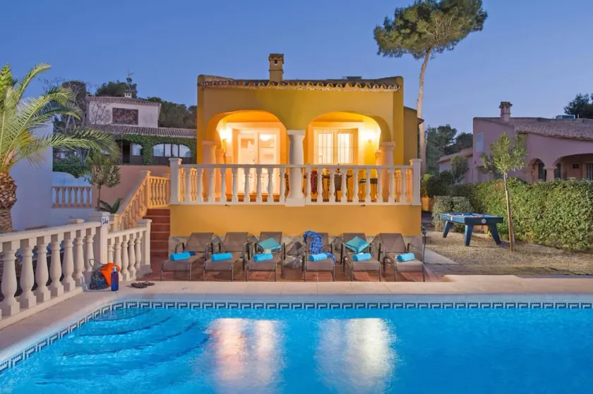 Villa Verde by Villa Plus - Image 1