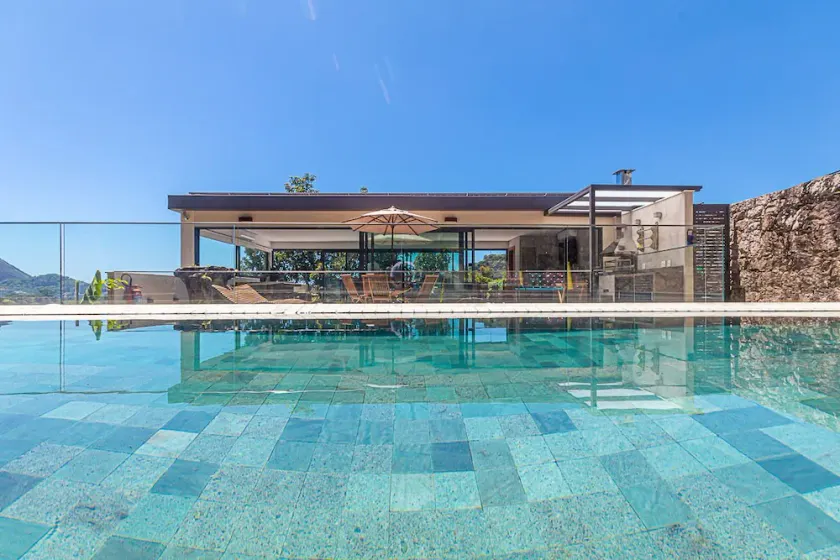 Charming mansion in Jardim Botânico, with unobstructed views - Image 1