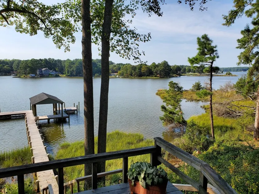 Waterfront Living mit Blick auf private Pier-malerische Aussichten und Sonnenuntergänge! - Image 1