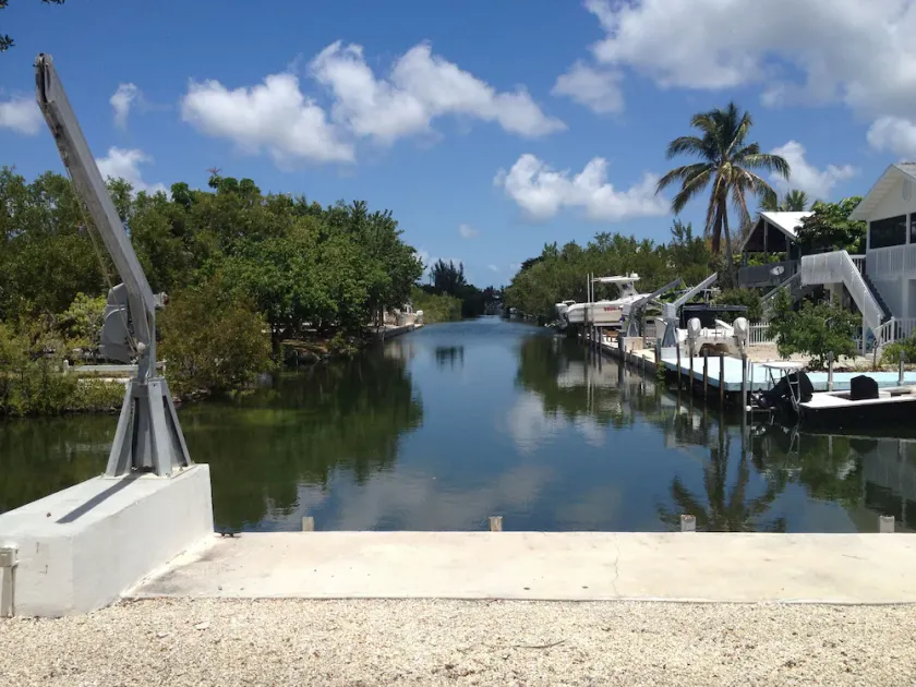 Canal Front Paradise! - Image 1