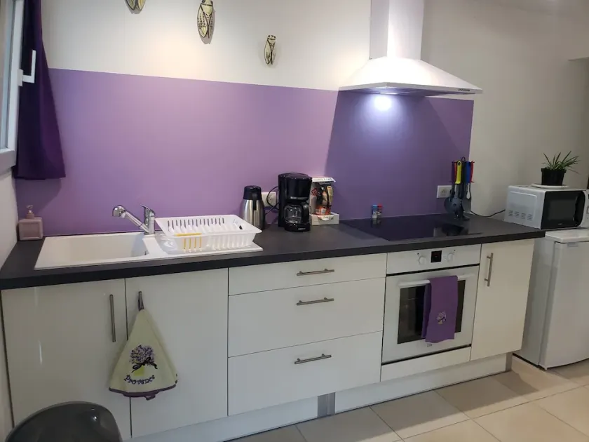 2 Bedroom Apartment in Anduze - Image 1