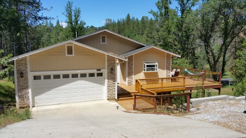 Ruhiges Refugium in der Nähe von Yosemite und Pine Mountain See in einer Gated Community - Image 1