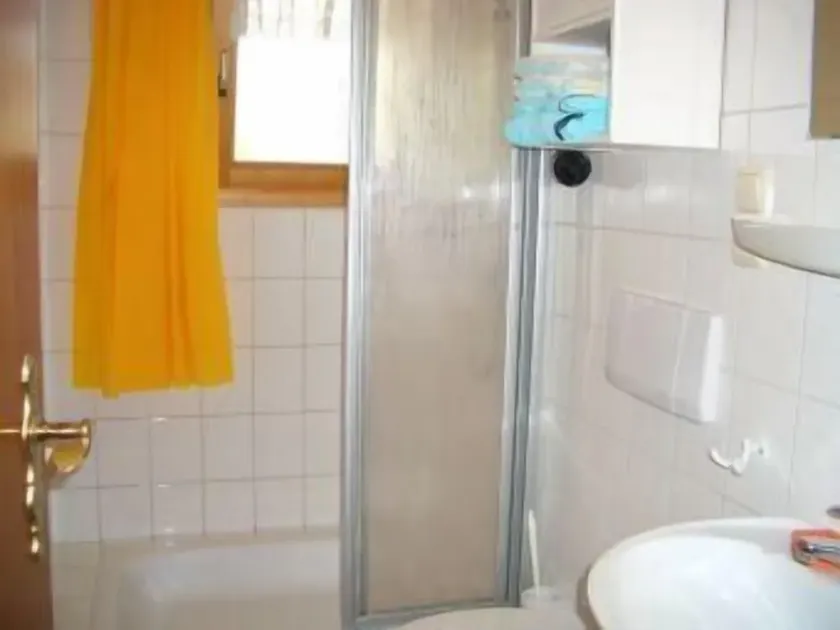 In Ortsmitte gelegenes Appartement mit kostenlosem Stellplatz - Image 1