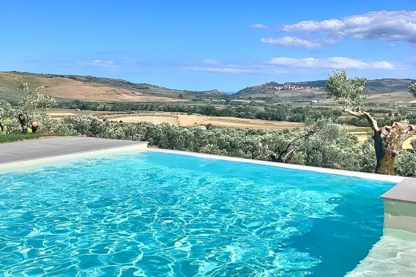 Villa Bougainville: Un'accogliente villa su di un piano situata in una zona tranquilla a pochi minuti dal centro. - Image 1