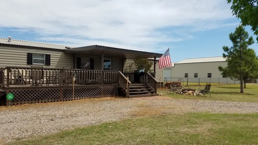 Pet Friendly Peaceful Lake Texoma cottage - Image 1