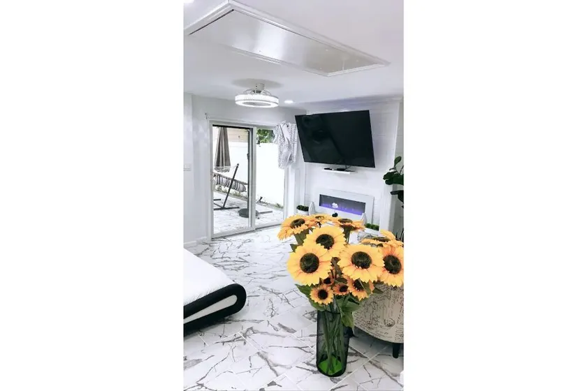 Studio guest house - Image 1