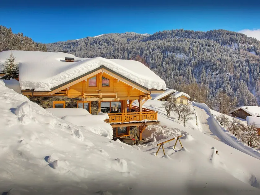 Ski nos Alpes a partir deste novo chalé de 4 * com jacuzzi - Rede OVO - Image 1