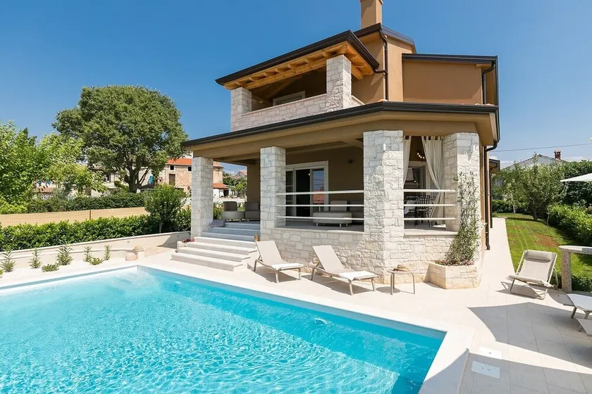 Gorgeous  newly built villa with private pool and garden in a quiet and peaceful surrounding near Poreč. Pets allowed. - Image 1