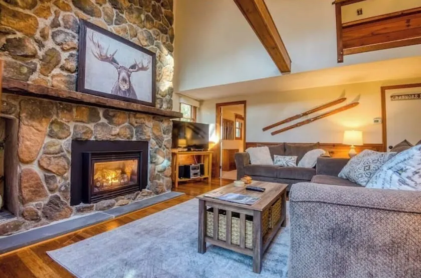 2 mi to downtown North Conway. Gameroom. Close to Echo Lake, Storyland, Aquarium - Image 1