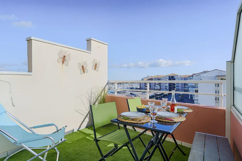 One-Bedroom Apartment 80 m from the Sea—An Air-Conditioned Retreat—Frontignan Plage - Image 1