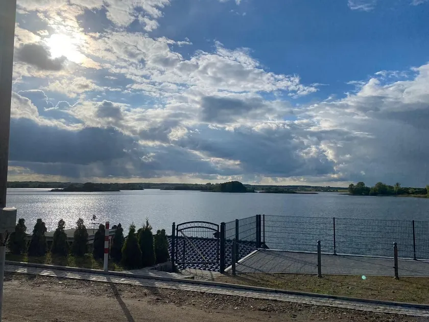 Relaxed vacation in the house by the lake - Image 1