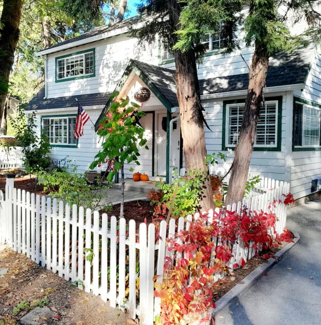 The Lily Pond Cottage, Lake Arrowhead, CA - Image 1