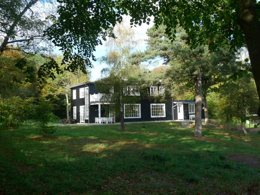 Luxury 3BR/3BA Beach House directly on forest path to the beach - Image 1