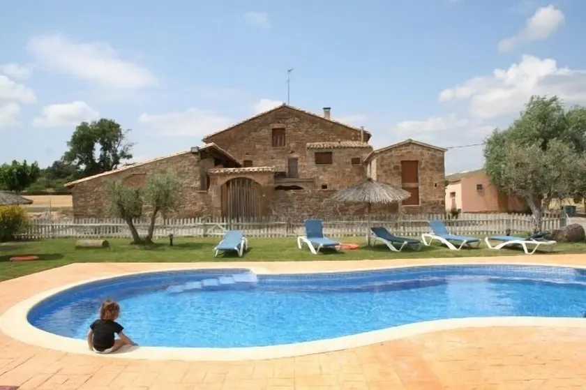 Self catering Les Pletes til 19 personer - Image 1