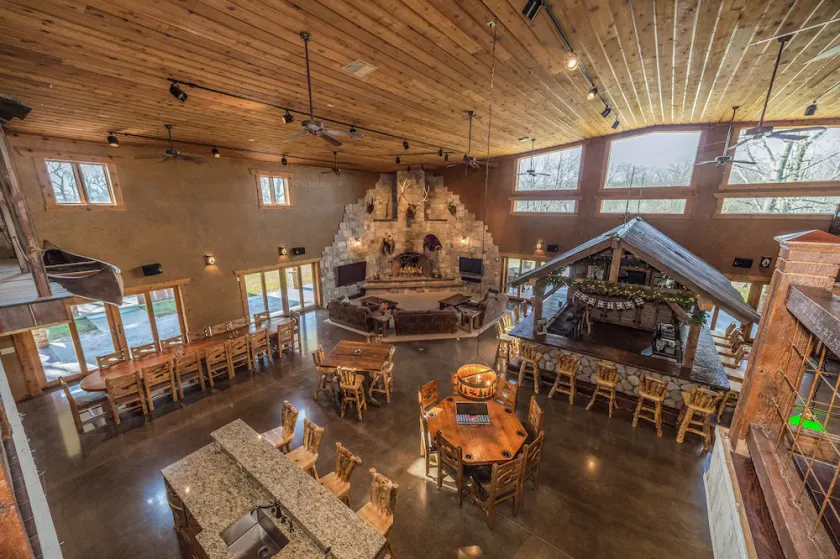 Rustic One of a Kind Private Residence, Sleeps 33 - Image 1