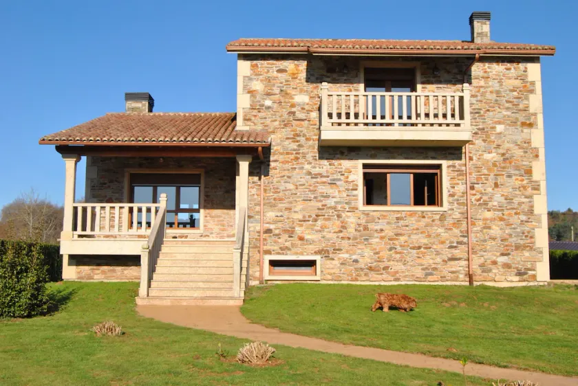 Casa Rural Loisiana, 4 rum, max 8 ps. 15 min från Santiago & 150m Camino de Santiag - Image 1