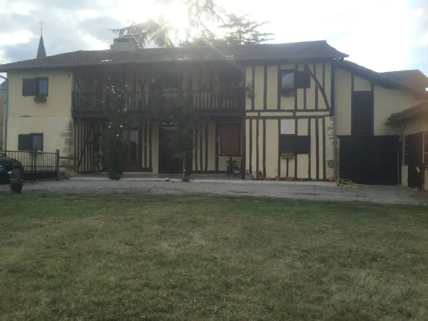 House Gers - Image 1