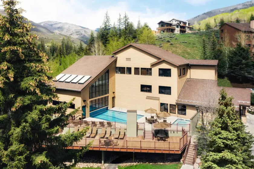 Spacious 2 Bedroom in Vail - Family Friendly Resort On The Slopes! - Image 1