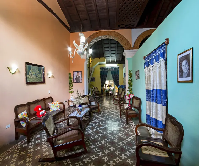 Casa Hostal El Tyty - Image 1