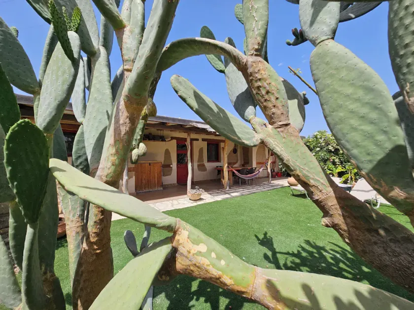 Villa Kokkino Skufitza,charming holiday home made of clay, pool, private garden - Image 1
