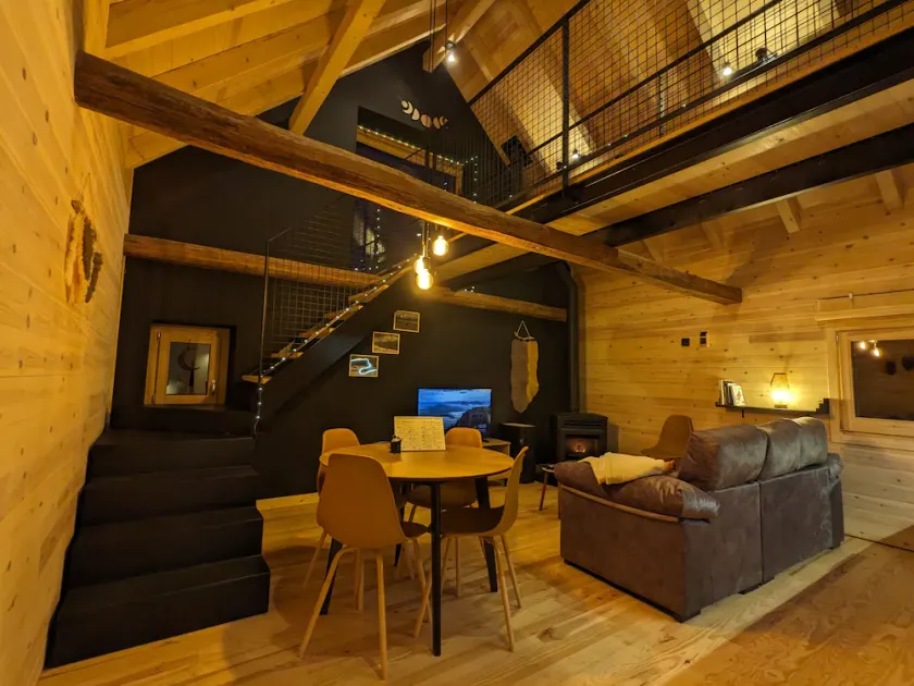 Nornore: una casa especial en la montaña - Image 1