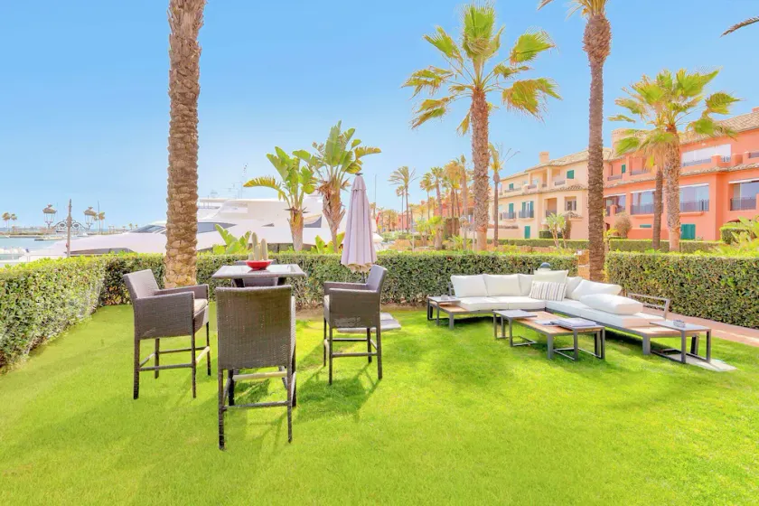 YOLO Spaces - Sotogrande Marina Duo Apartment - Image 1